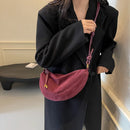 Bolsa Hobo Feminina Soft Suede Elegance