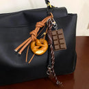 Chaveiro Pretzel & Chocolate | Pingente Decorativo para Bolsas e Chaves