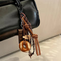 Chaveiro Pretzel & Chocolate | Pingente Decorativo para Bolsas e Chaves