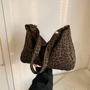 Bolsa Hobo Feminina Animal Print Leopardo
