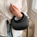 Bolsa Shell Feminina Elegance com Textura Listrada