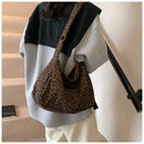 Bolsa Hobo Feminina Animal Print Leopardo